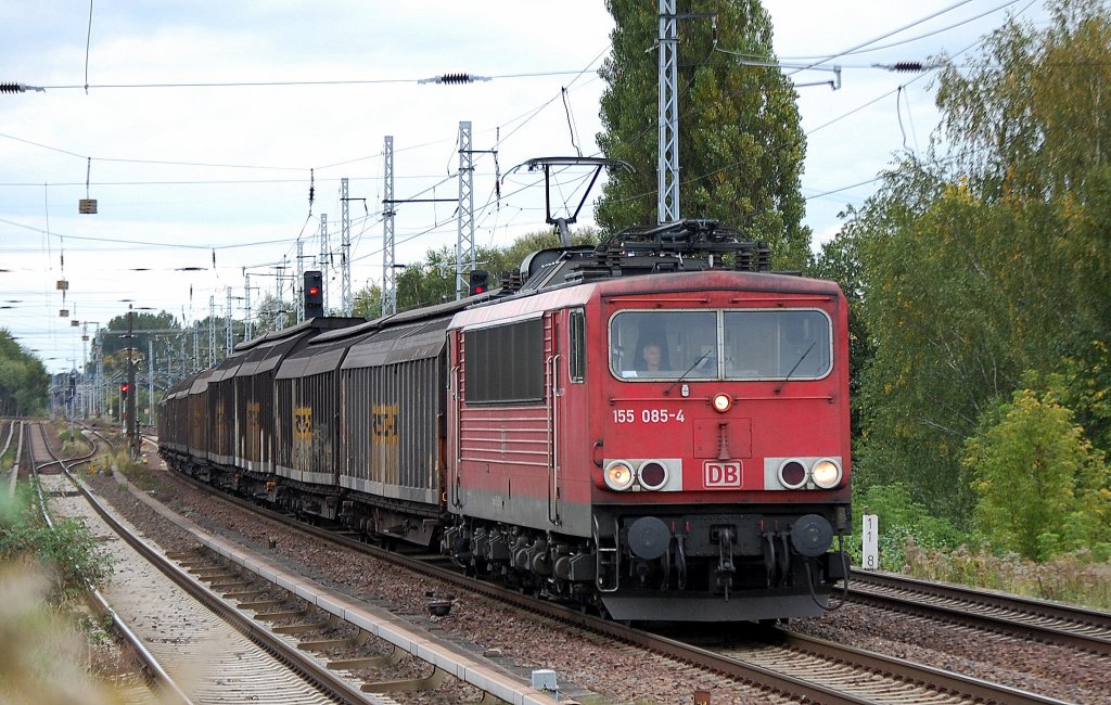 155 085-.4 mit Ganzzug Schiebewandwagen, 27.09.12 Berlin-Karow.   