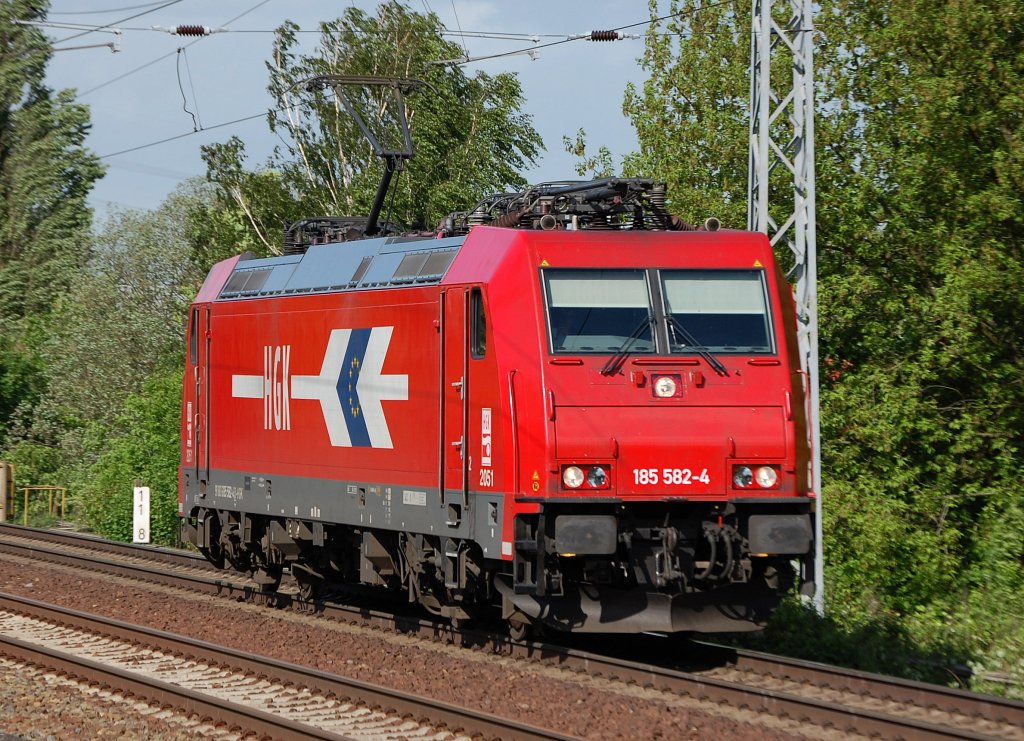 CBRail Leasinglok HGK 2051/185 582-4 (91 80 6185 582-4 D-HGK, Bj.2008) am 06.05.09 Berlin-Karow.