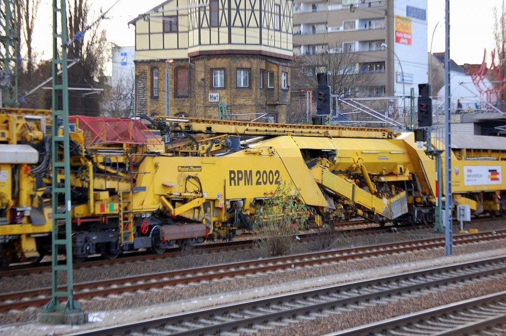 Die Aushubmaschine der P&T RMP 2002 Maschine der H.F. WIEBE GMBH, 30.11.10 Berlin-Beusselstr.