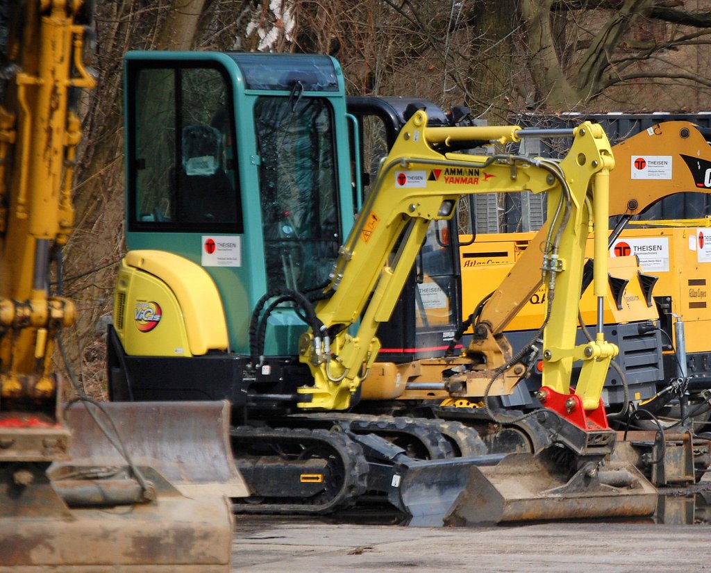 Leasingbagger AMMANN YANMAR ViO25 der Fa. THEISEN, 14.03.09 Berlin-Adlershof.