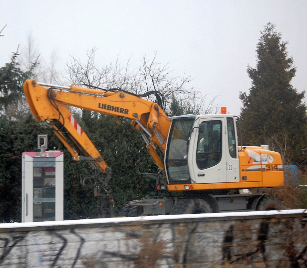 LIEBHERR Typ 314 Mobilbagger 24.11.09 Berlin-Gr�nbergallee. 
