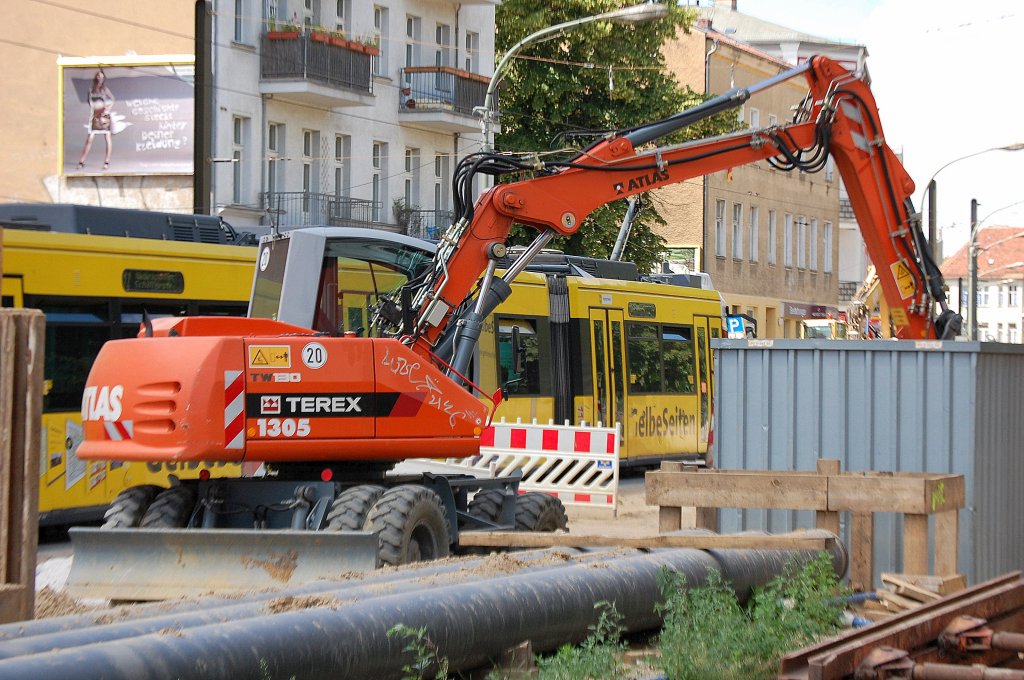 TEREX/ATLAS TW130/1305 Mobilbagger, Berliner Str. am 26.06.10 Berlin-Pankow.