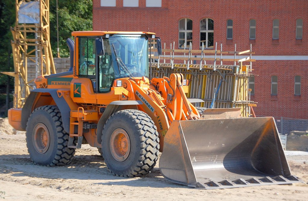 VOLVO L120F der Fa. KEMMER am 13.09.08 Gro�baustelle Berlin Ostkreuz.