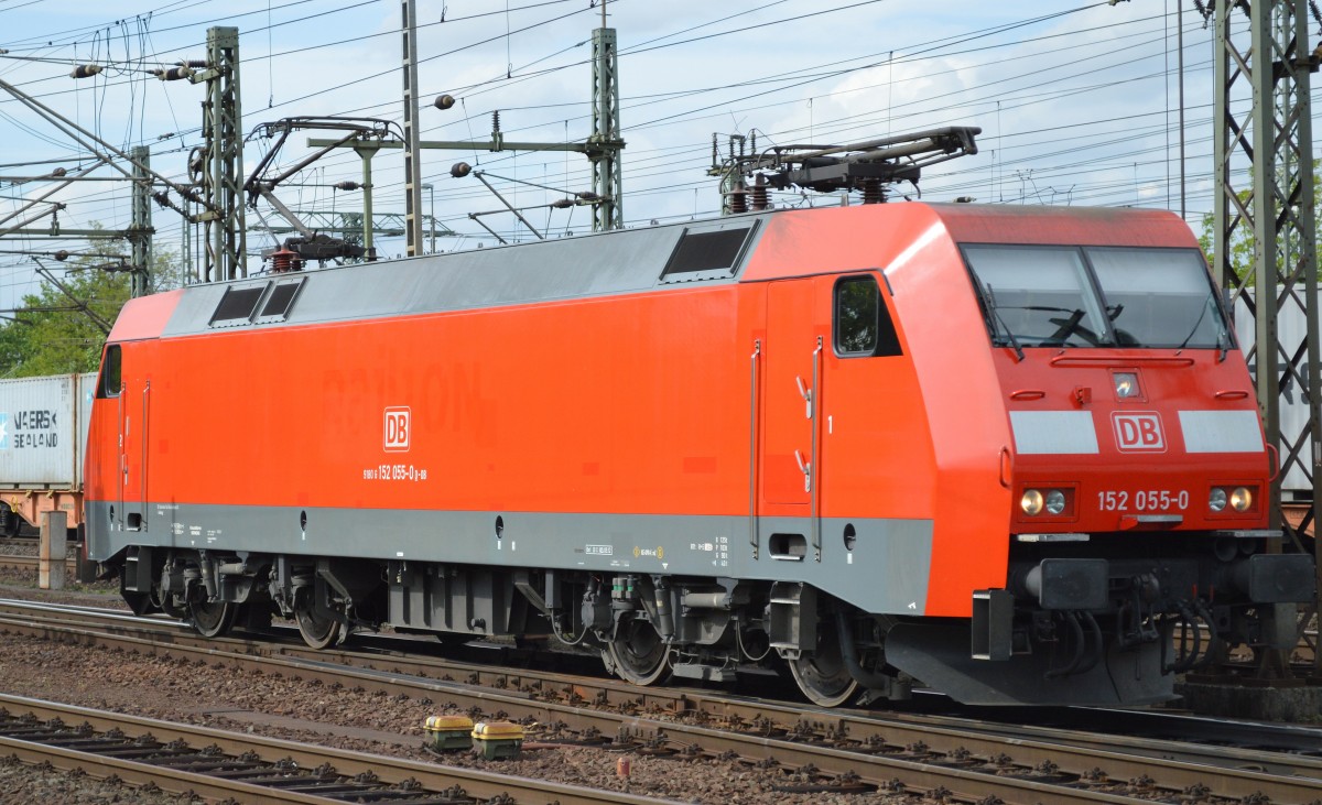 152 055-0 am 09.05.14 Durchfahrt Bhf. Fulda.