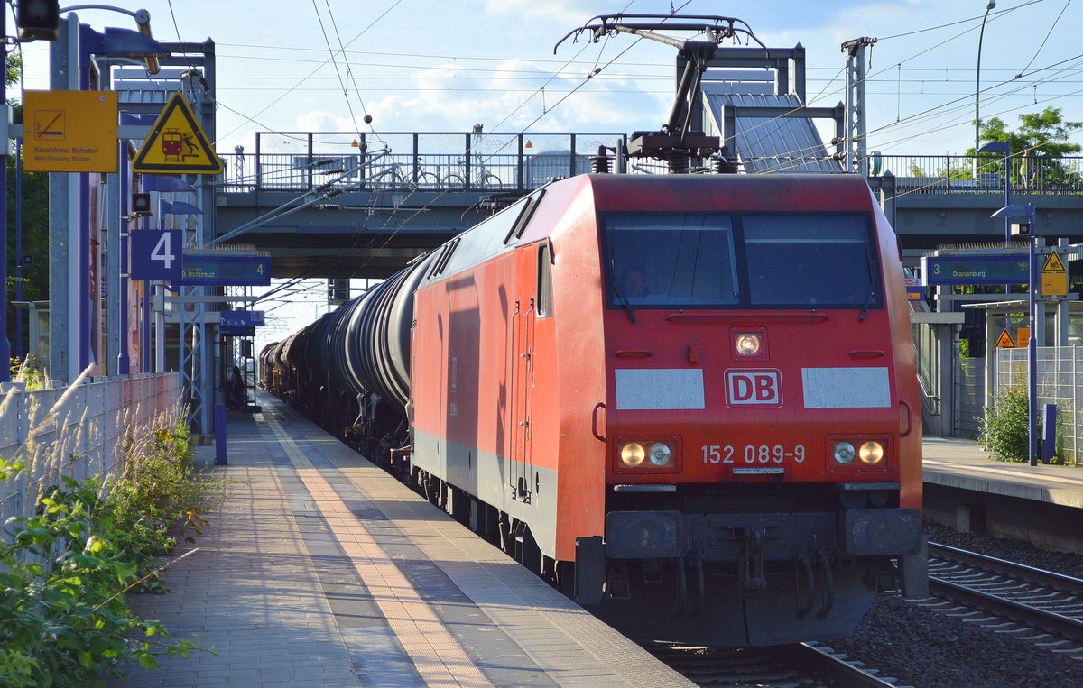 152 089-9 mit einem gemischten Güterzug am 14.06.17 Bf. Berlin-Hohenschönhausen.