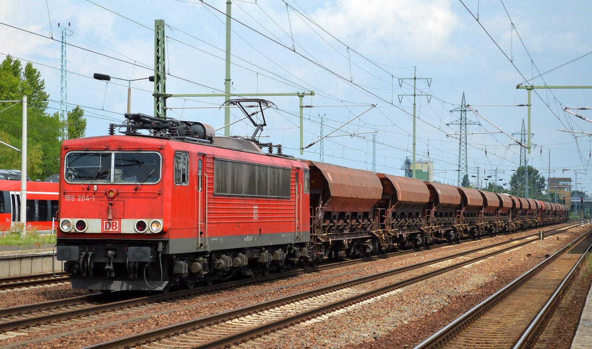 155 204-1 mit Ganzzug Schüttgutwagen am 16.07.15 Bhf. Flughafen Berlin-Schönefeld. 