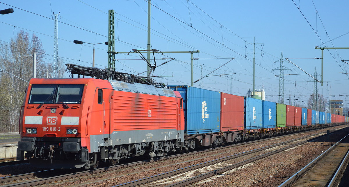 189 010-2 mit Containerzug am 28.03.17 Bf. Flughafen Berlin-Schönefeld.