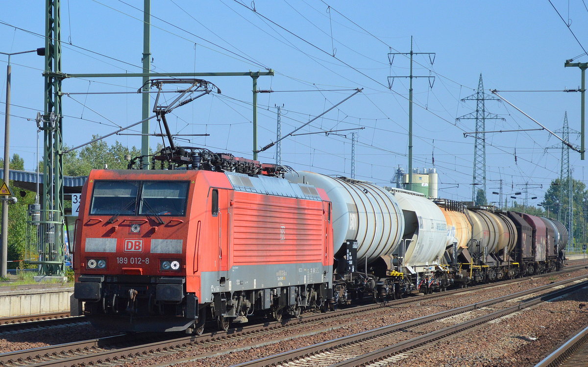 189 012-8 mit einem kurzen gemischten Güterzug am 08.09.16 Bf. Fluaghfen Berlin-Schönefeld.