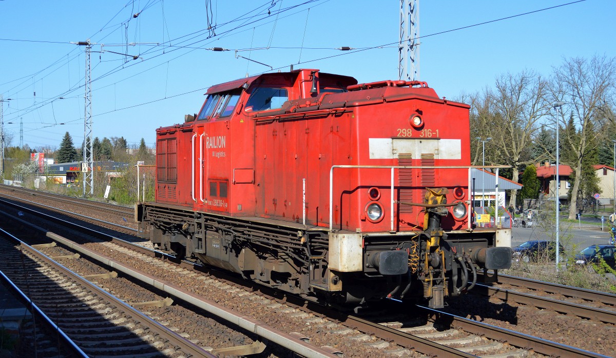 298 316-1 am 21.04.15 Berlin-Karow.