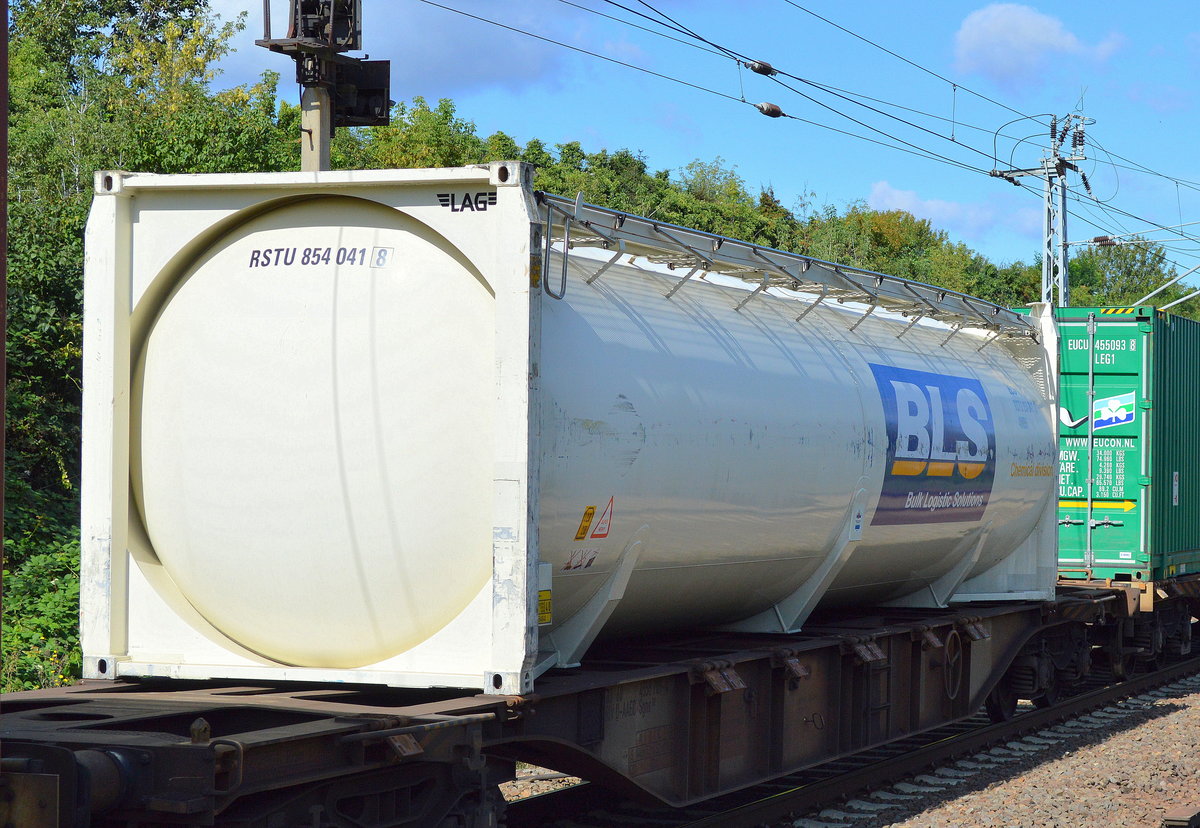 40’ Standard Tankcontainer der Fa. BLS (Bulk Logistic Solutions) aus den Niederlande am 04.09.17 Bf. Berlin-Hohenschönhausen.