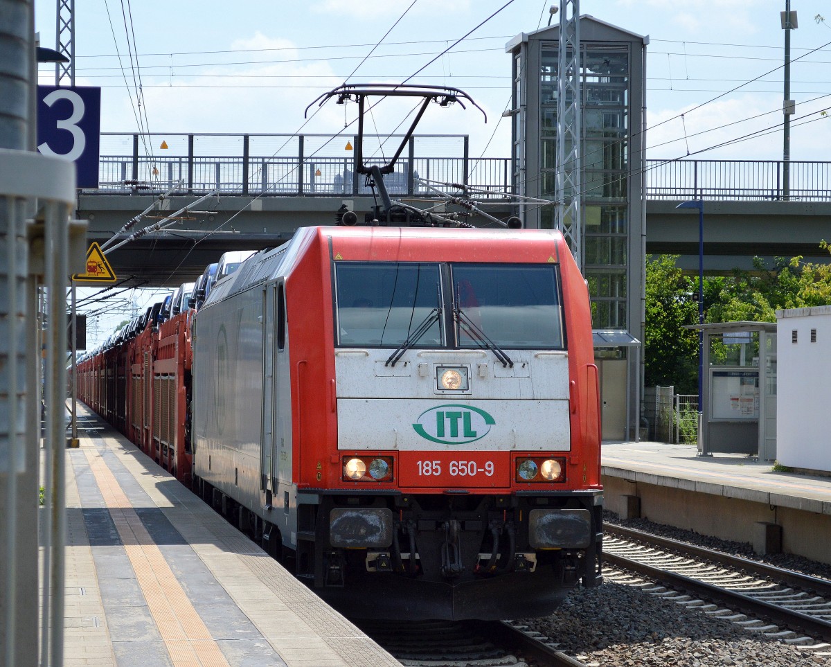 Akiem Mietlok ITL 185 650-9 mit PKW-Transportzug (fabrikneue VW Caddy) Richtung Nordosten am 03.07.14 Durchfahrt Bhf. Berlin-Hohenschönhausen.