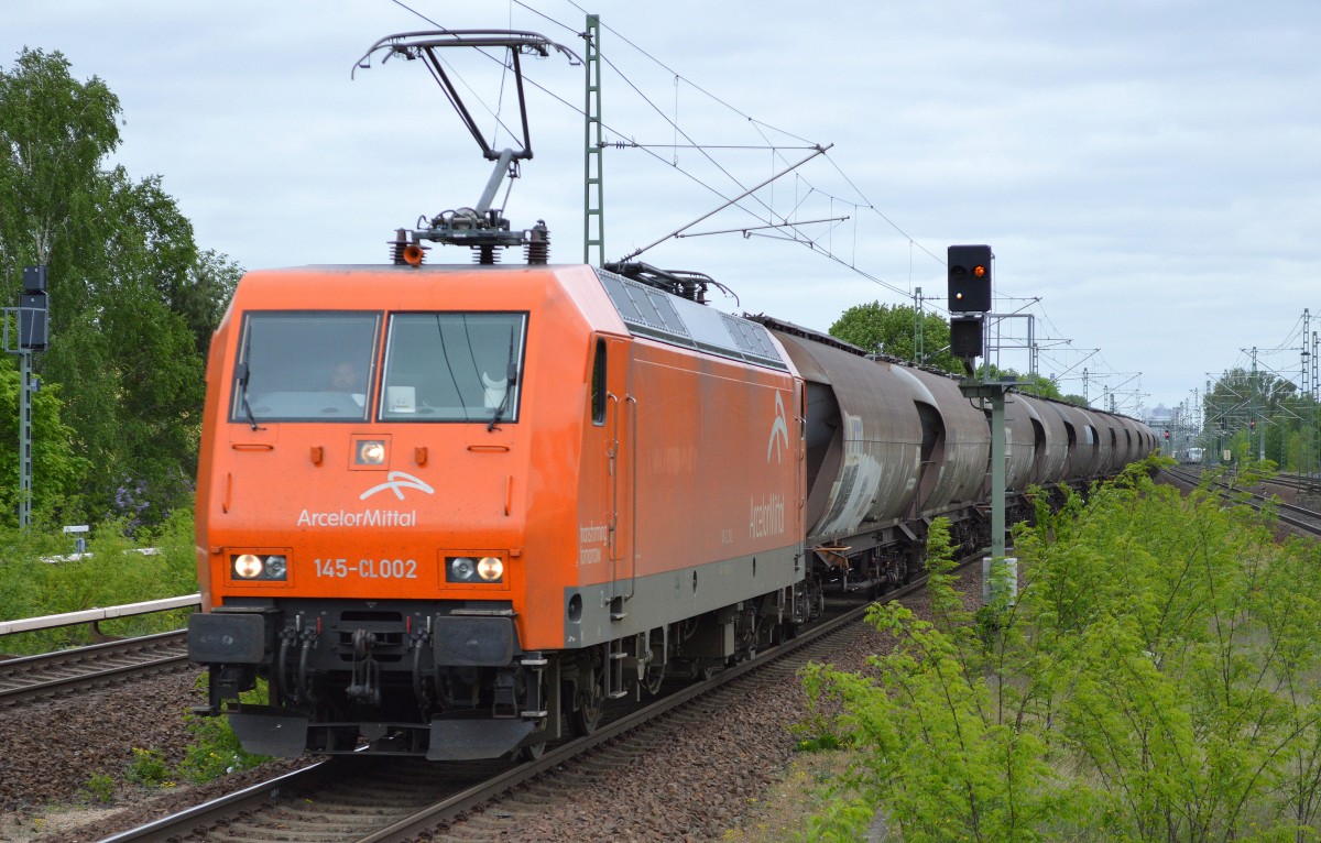 Arcelor/EKO-Trans 145-CL 002 (145 082-4) mit Steinkohlestaubzug am 10.05.15 Durchfahrt Bhf, Berlin-Jungfernheide.