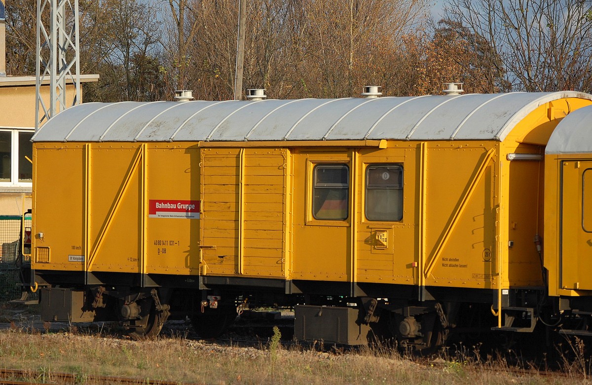 Bahndienstwagen der DB Bahnbau Gruppe mit der Nr. 40 80 D-DB 1411 018-8 Gos HG 100 Bf. K�nigsborn am 30.10.13 Berlin-Blankenburg.