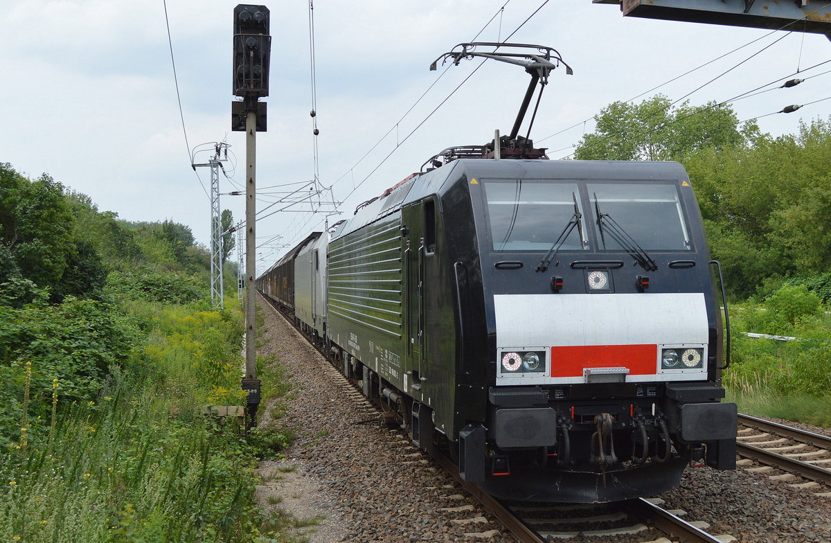 CTL mit der MRCE ES 64 F4-802/ 189 802-2 ohne Frontbeschriftung mit akiem Mietlok 186 262-2 und ganzzug Schiebewandwagen am 02.08.17 Bf. Berlin-Hohenschönhausen.