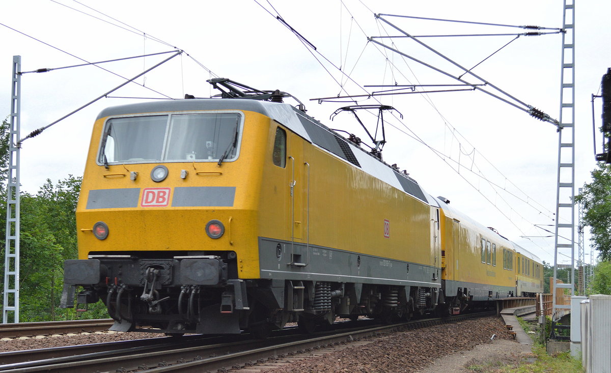 DB Netz mit Gleismesszug angschoben von 120 160-7 am 18.07.16 Berlin-Wuhlheide.