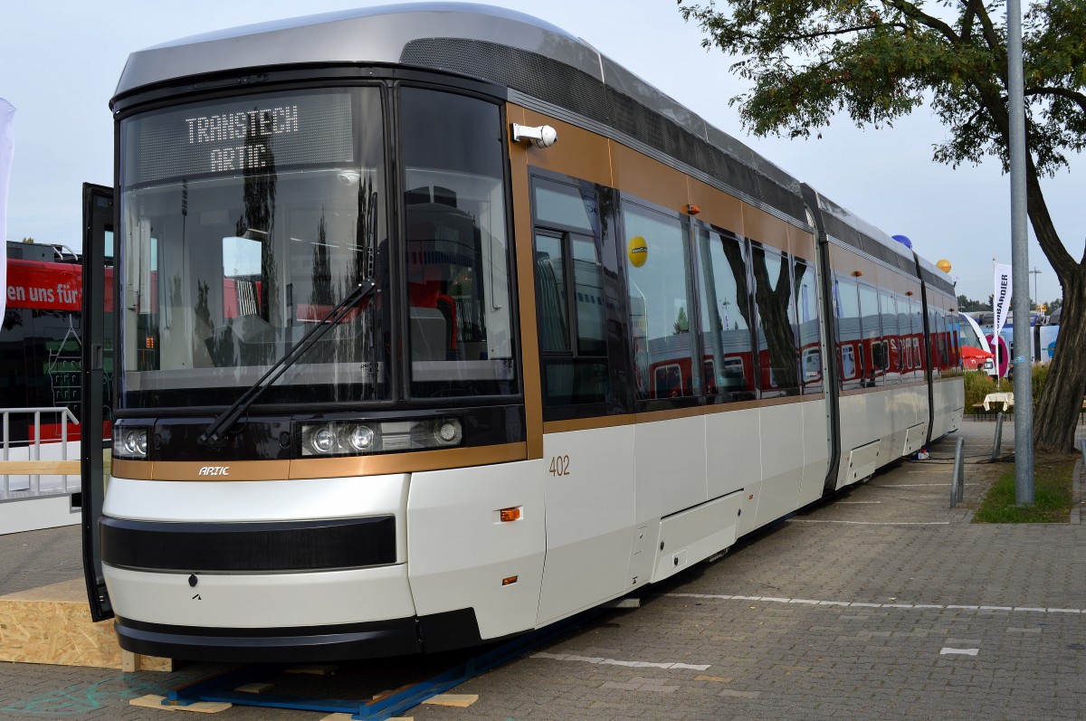 Die finnische Fa. Transtech Oy präsentiert die Niederflurstraßenbahn ARTIC auf der Inno Trans 2014, 24.09.14