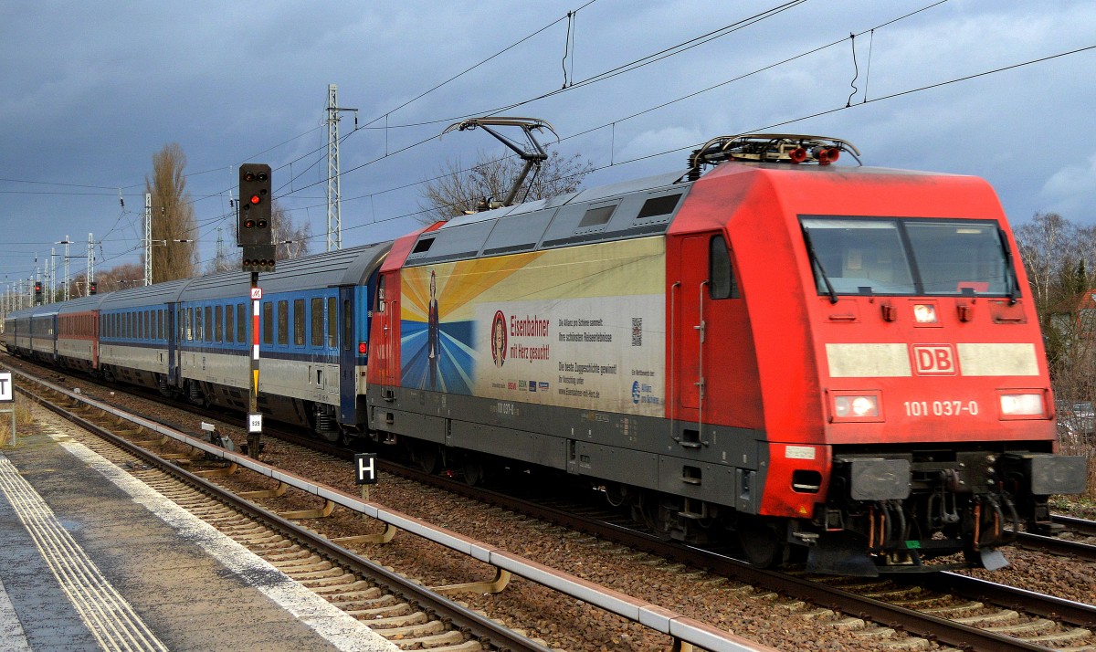 EC 379 mit 101 037-0 Richtung Berlin-Gesundbrunnen am 02.01.15 Berlin-Karow.