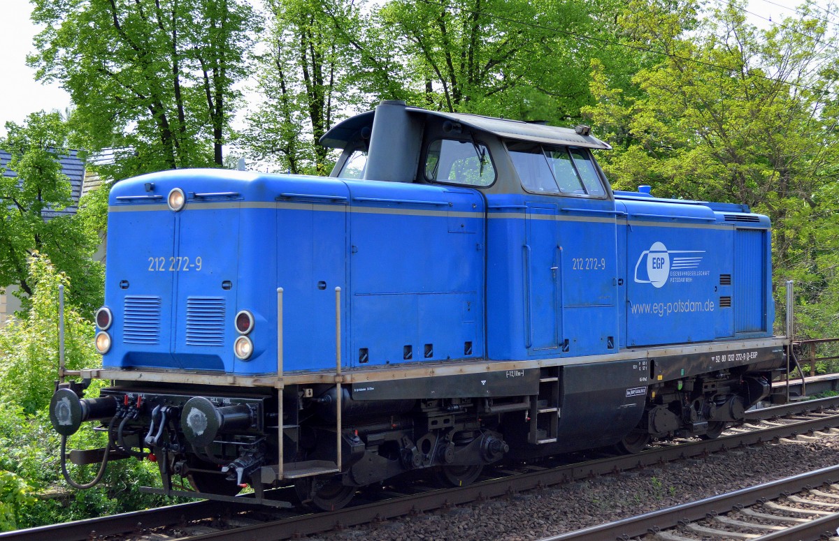 EGP mit 212 272-9 Richtung Bernau am 11.05.15 Berlin-Karow.