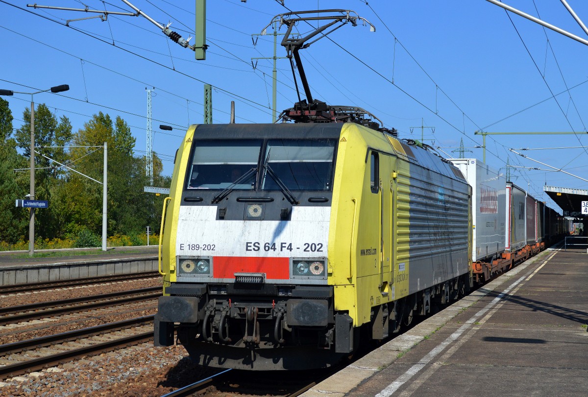ERSR mit dem Poznan-Shuttle auf dem Rückweg nach Rotterdam diesmal mit MRCE Dispolok E 189-202/ES 64 F4-202 bei der Durchfahrt Bhf. Flughafen Berlin-Schönfeld am 03.09.14 