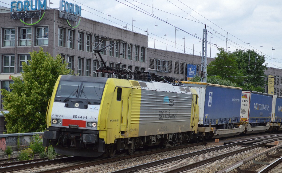 ERSR Poznan-Shuttle mit E 189-202/ES 64 F4-202 am 16.06.15 Berlin-Köpenick.