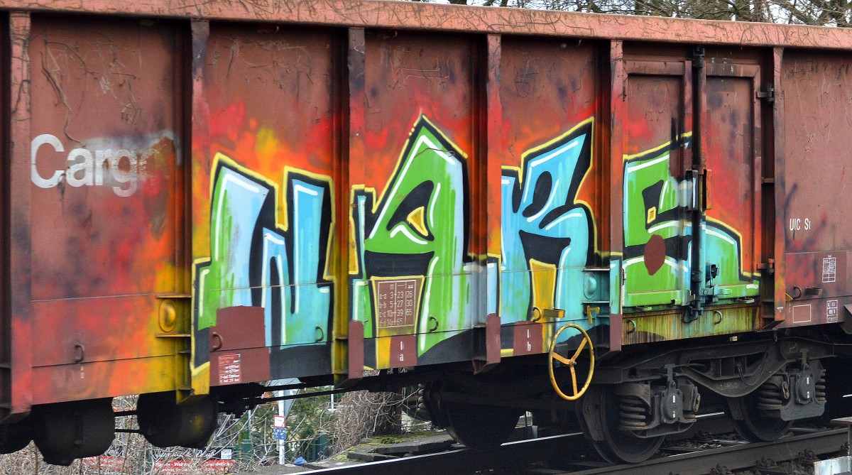 Graffiti auf einem offenen Güterwagen, 05.03.15 Berlin-Karow.