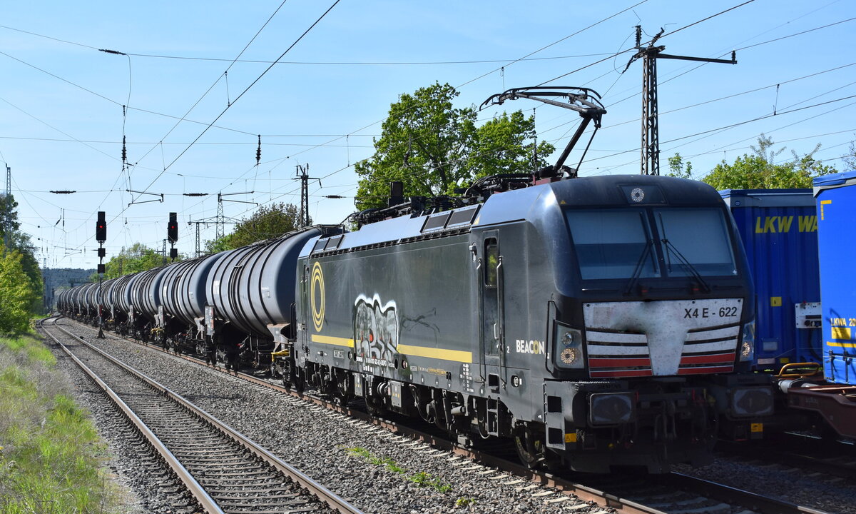 LTE Logistik und Transport GmbH, Graz [A] mit der geleasten BRCE Dispo Vectron  X4 E - 622  [NVR-Nummer: 91 80 6193 622-8 D-DISPO] und einem Kesselwagenzug am 29.04.25 Höhe Bahnhof Saarmund.
