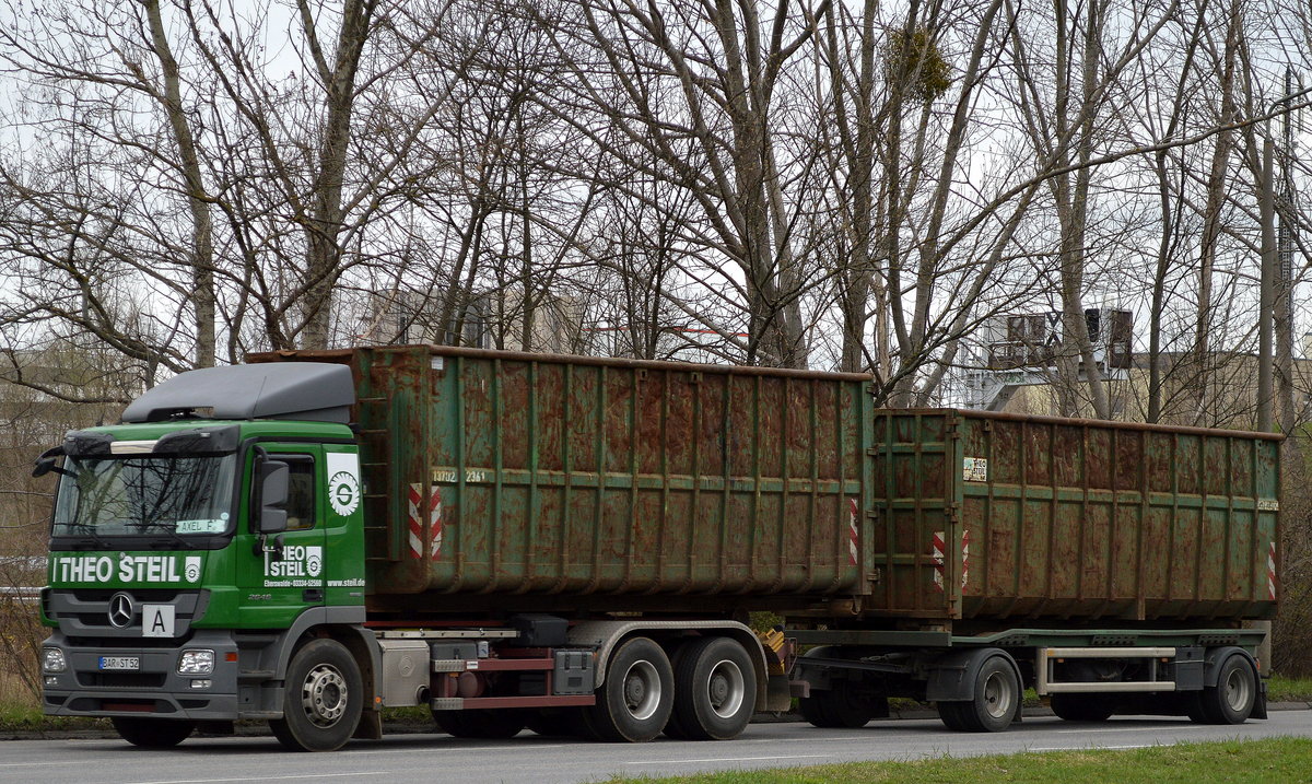 MB ACTROS 2646 Abrollkipper + Hänger der Fa. THEO STEIL am 31.03.16 Berlin-Marzahn.