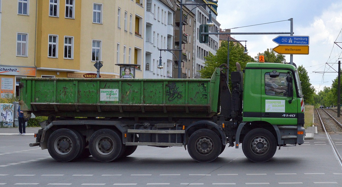 MB ACTROS 4140 Abrollkipper der Fa. STEHMEYER + BISCHOFFam 17.06.14 Berlin-Pankow.