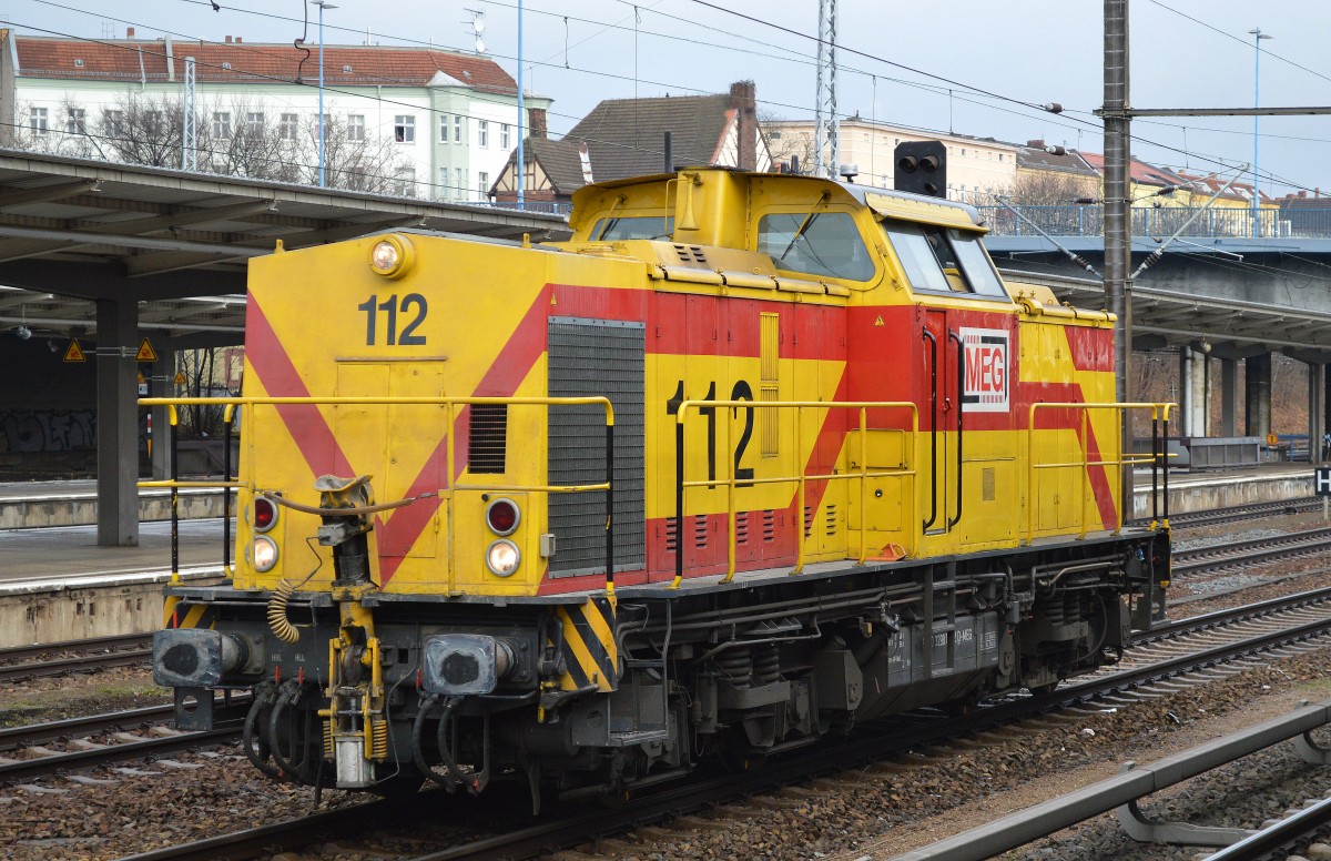 MEG 112 (298 052-2) am 17.12.15 Bhf. Berlin-Lichtenberg.