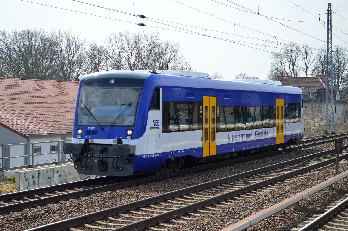 NEB VT 011 (650 543-1) fährt zur Bereitstellung Richtung Bernau, 09.04.15 Berlin-Karow.