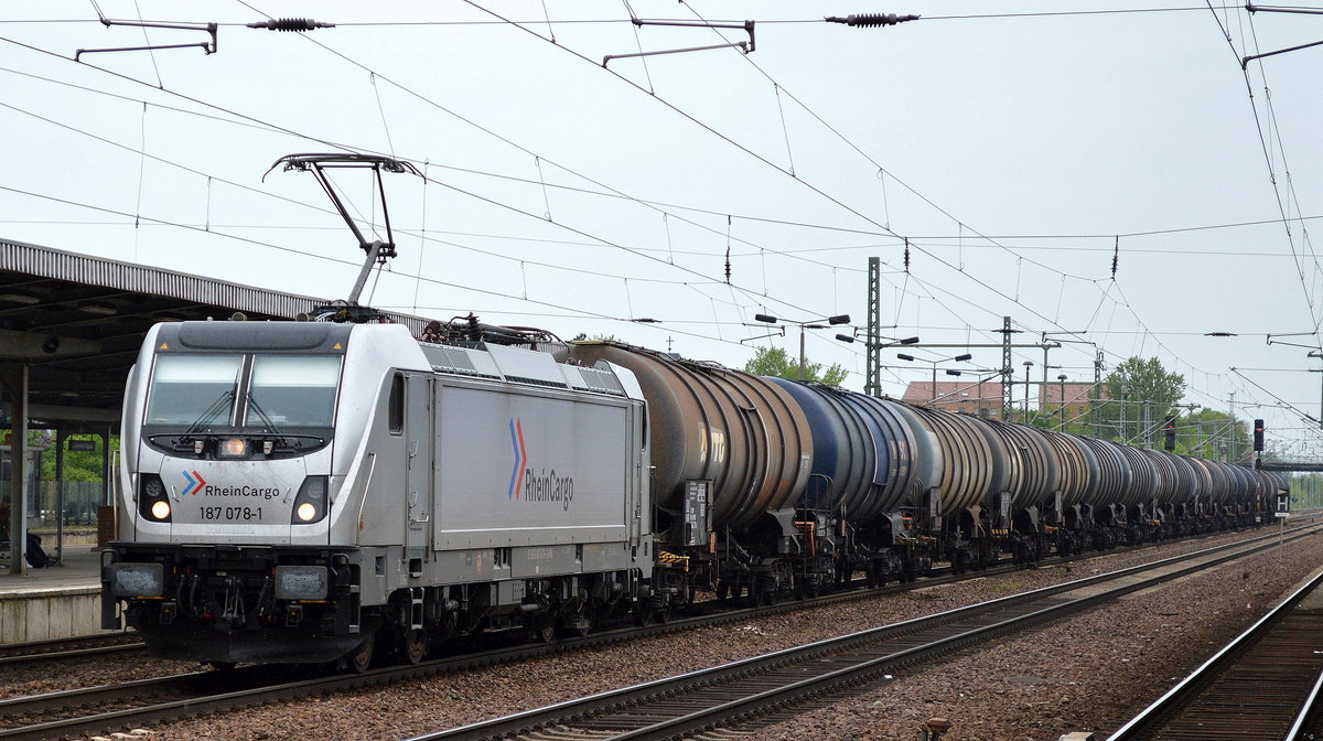 RHC 187 078-1 mit Kesselwagenzug am 16.05.17 Bf. Flughafen Berlin-Schönefeld.