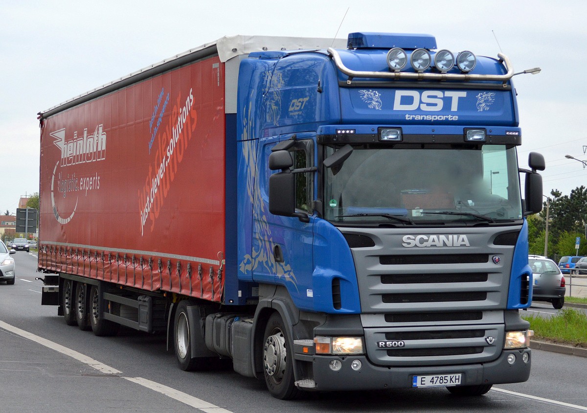 SCANIA R500 Sattelzug der Sped.DST transporte am 11.04.14 Schönefeld.