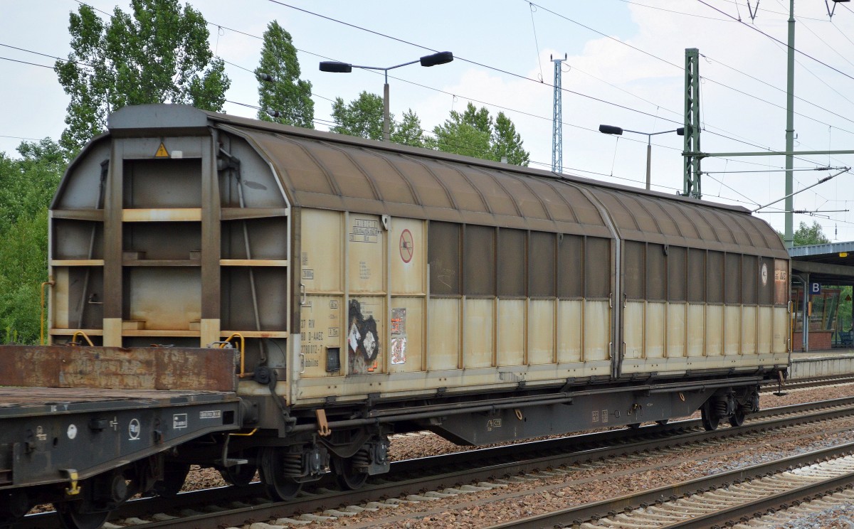 Schiebewandwagen vom Einsteller AAE mit der Nr. 37 RIV 80 D-AAEC 2780 012-7 Habbillns 1 am 09.07.14 Bhf. Flughafen Berlin-Sch�nefeld.