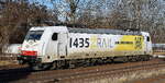 AKIEM Lok  185 581-6  [NVR-Nummer: 91 80 6185 581-6 D-AKIEM], aktueller Leasingnehmer unbekannt am 02.03.26 Höhe S-Bahnhof Berlin Springpfuhl.