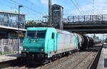 Rail Cargo Logistics mit der geleasten ATLU Lok   185 577-4  [NVR-Nummer: 91 80 6185 577-4 D-ATLU] und einem Kesselwagenzug (für Dieselkraftstoff, leer) Richtung Stendell am 26.07.25 Durchfahrt