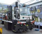 Dieser eigentümliche Zweiwege-Rangiertraktor der italienischen Fa.