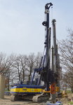 SENNEBOGEN Raupenuntersatz mit DELMAG RH 18 Bohrsystem  ELFI  der Fa. PRB am 03.04.16 Baustelle Berlin Adlershof.