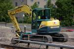 Der gr��te aus der Minibagger-Palette von AMMANN YANMAR, der SV100, am 09.05.09 S-Bhf.