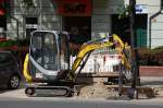 Minibagger neuson 2003(2) der Fa. KARL WEISS, 17.05.13 Berlin-Pankow.