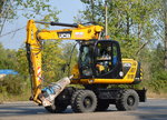 Mobilbagger (Mietbaumaschine) JCB Typ JS145w am 12.09.16 Berlin-Marzahn.