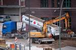 LIEBHERR Litronic 904 der Baufirma STRABAG am 06.01.12 Berliner Westhafen.