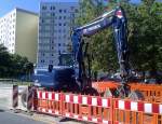 Noch mal von vorne, TEREX TW110 Mobilbagger am 14.08.12 Berlin-Hohensch�nhausen.