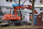 Ein TEREX ATLAS 130 M AWE5 Mobilbagger der Fa. HASTRABAU, 29.11.10 Berlin-Pankow.