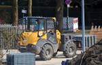 Radlader AHLMANN AX 850 am 22.04.13 Berlin-Karow.