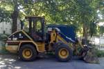 Ein CAT 908 Radlader, 29.08.13 Berlin-Pankow.