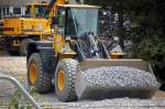 Diesmal ist ein KOMATSU WA200PT HKL-Leasingbagger am Bhf.