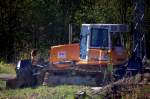 LIEBHERR Typ 714 Raupe der Fa.Ibb bei Gleisbauarbeiten am 19.04.09 H�he Berlin Sch�nweide.