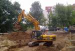 Ein JCB Raupenbagger Typ JS220, 13.06.12 Berlin-Pankow.