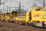 Mittelteil des Umbauzuges P&T SUM-314  Mamut  der der DB Bahnbau Gruppe am 15.02.11 Bhf.