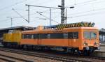 DB ORT 708 325-6 am Haken von DB Netz Instandhaltung 203 312-4 am 01.04.14 Durchfahrt Bhf.